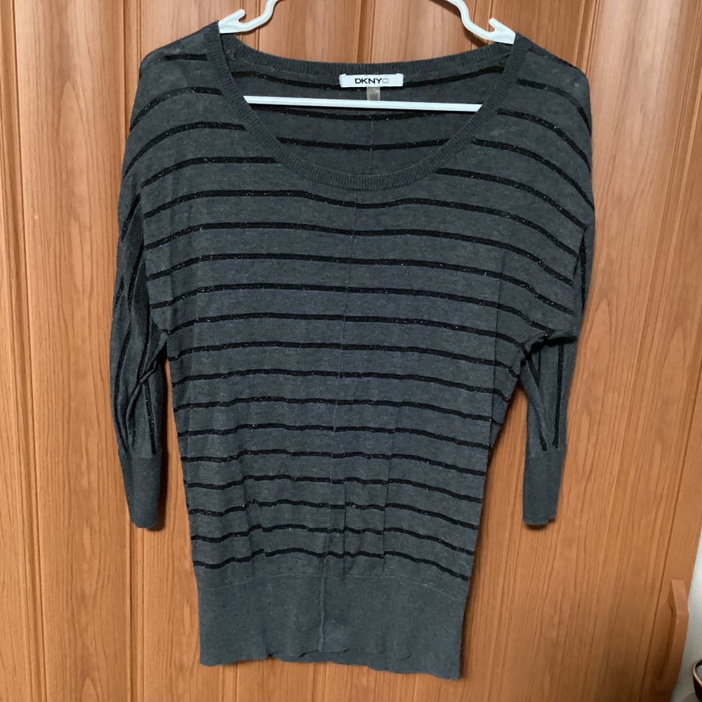 DKNYC Black 3/4 sleeves Blouse XS